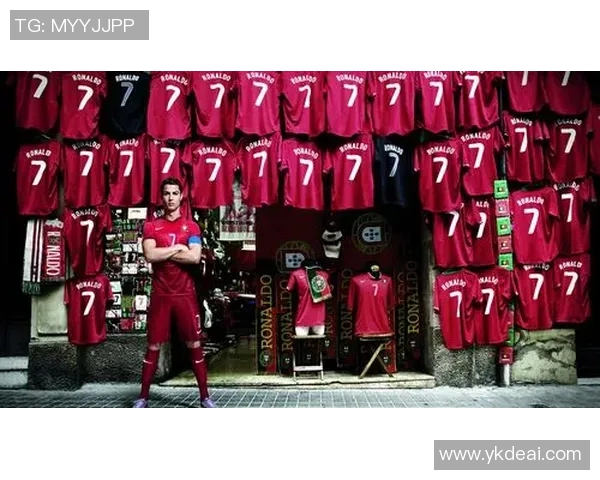 足球明星化身篮球巨星搞笑对决引发全场狂欢 足球明星化身篮球巨星搞笑对决引发全场狂欢