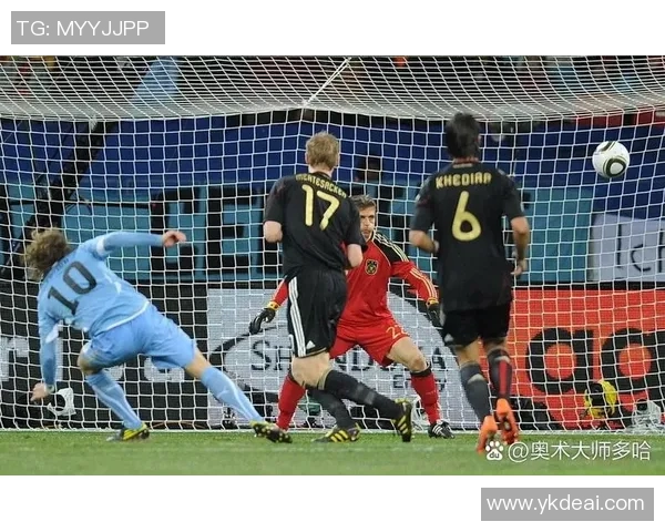 厦门足球明星盘点他们在绿茵场上的辉煌成就与影响力